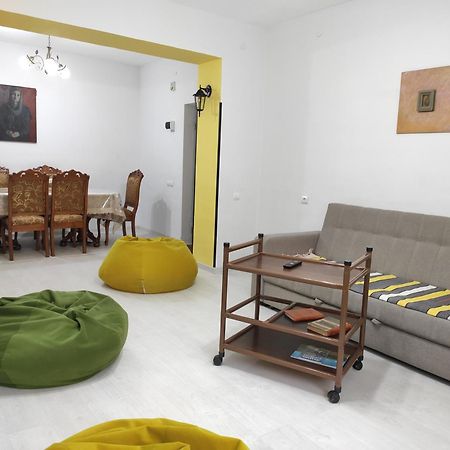 Ners Guest House Гюмри Экстерьер фото