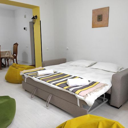 Ners Guest House Гюмри Экстерьер фото