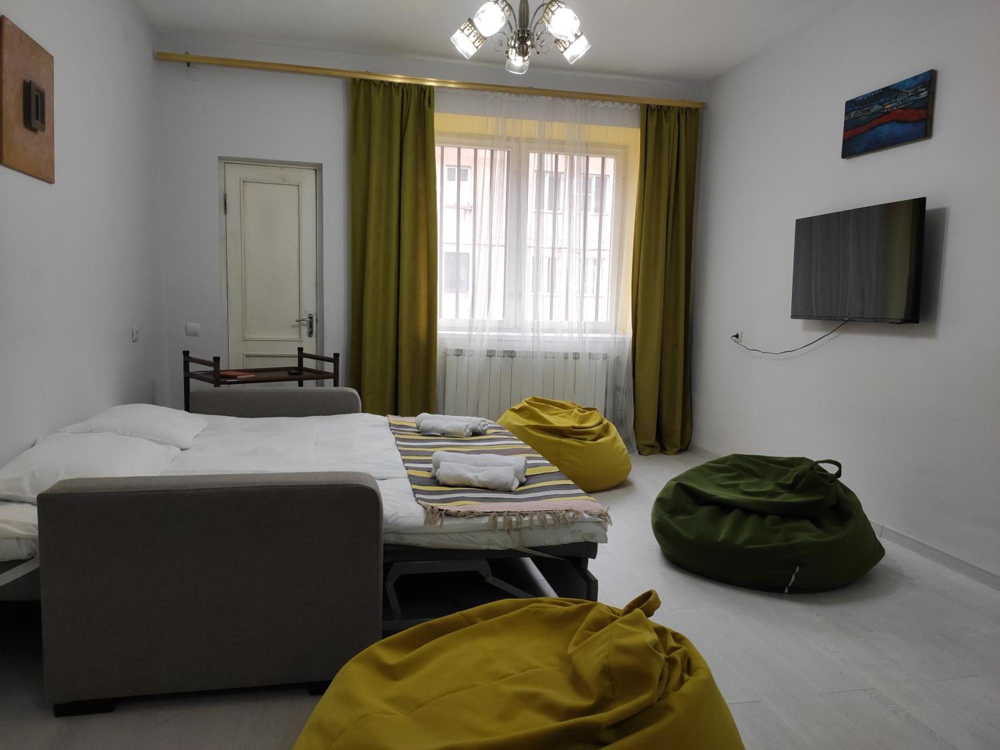 Ners Guest House Гюмри Экстерьер фото