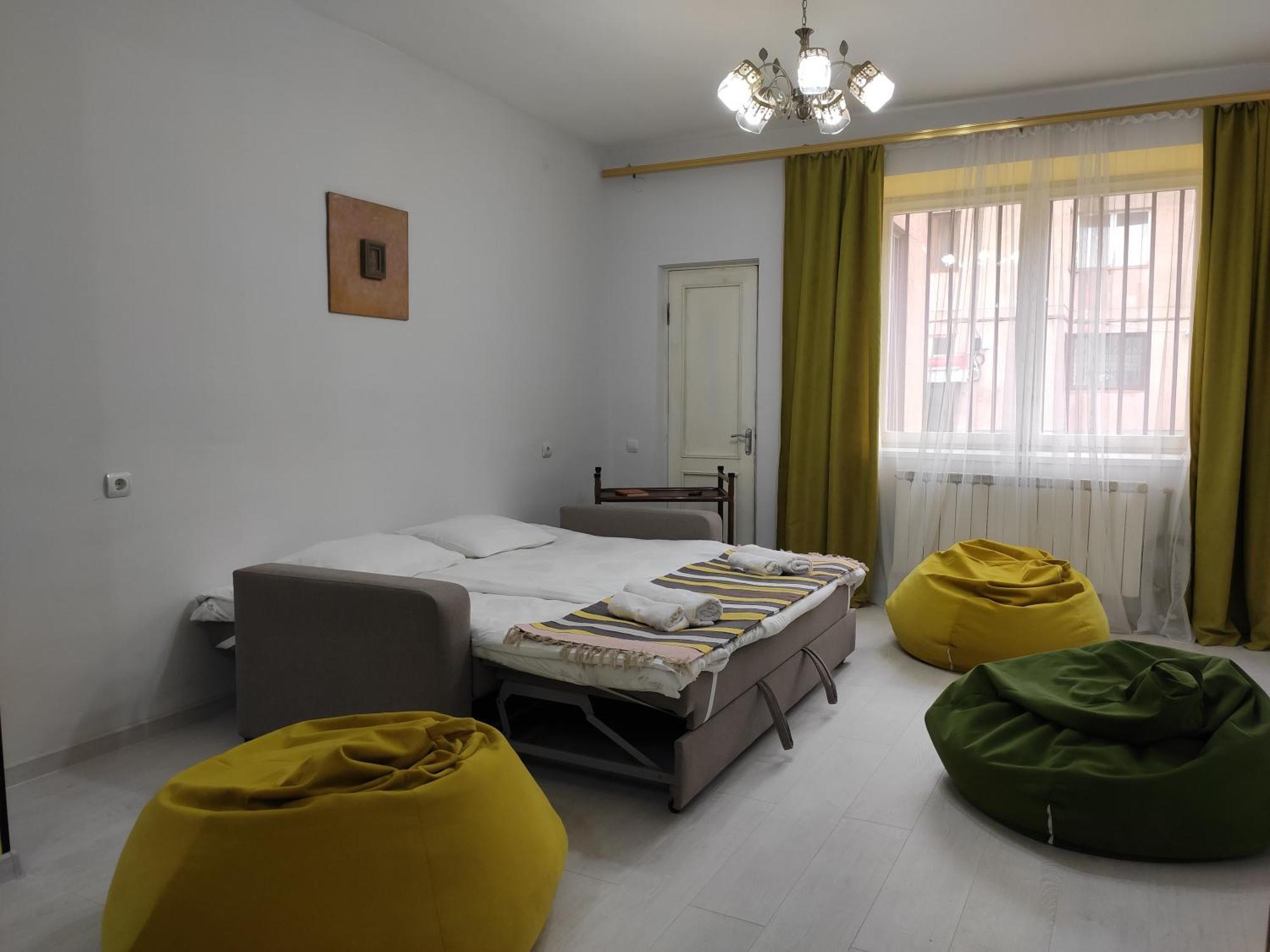 Ners Guest House Гюмри Экстерьер фото
